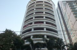 G.M. Tower Apartment for Rent Asoke
