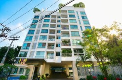 Phrom Phong Condo- The 49 plus 2